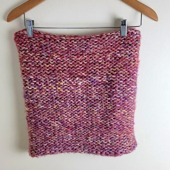 Chunky Marled Knit Neck Warmer Infinity Scarf color pink size 15"x15" - Picture 3 of 5